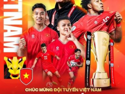 Việt Nam "hạ gục" Singapore ngay trên sân khách, đặt một chân vào chung kết AFF Cup 2024.