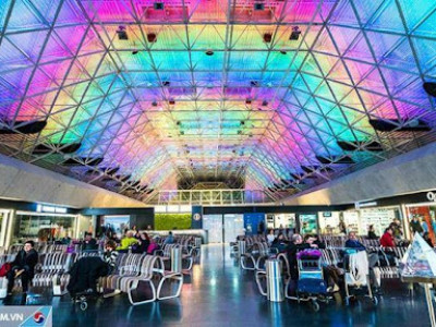 Bi Kịch Tại Sân Bay Incheon: Người Đàn Ông Indonesia Tử Vong Sau Cú Rơi Chấn Động Từ Tầng 3