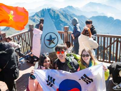 Việt Nam Đón Hơn 12 Triệu Lượt Khách Quốc Tế Sau 7 Tháng: Trung Quốc Dẫn Đầu, Hàn Quốc Xếp Thứ Hai