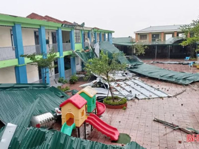 Bão số 10 đã ảnh hưởng trực tiếp đến các tỉnh từ Thanh Hóa đến Huế, gây gió mạnh cấp 8, cấp 9, giật cấp 10-13, nhiều nơi đã xảy ra mưa lớn trong ngày 27 và 28 tháng 9, nhất là tại Quảng Trị, Hu