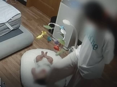 MẸ RUỘT B,ẠO H,ÀNH G,IẪM LÊN MẶT CON MỚI 4 THÁNG TUỔI DẪN ĐẾN T,Ử V,ONG Ở 여수 Vụ án xảy ra tháng 10/2025 tại 여수 đã gây chấ,n động dư luận Hàn Quốc. Một bé trai 4 tháng tuổi (133 ngày tuổi) b?