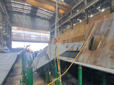 HQ: Anh em đ:óng t:àu chú ý a:n t:oàn...  Chỉ 4 ngày lại xảy ra tainan ở một cty sản xuất linh kiện tàu thủy...