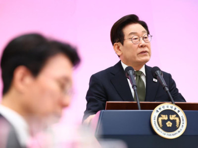 Tổng thống chúc các thí sinh thi đại học may mắn