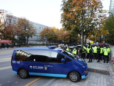 Cựu Tổng thống Yoon lần đầu tiên xuất hiện để thẩm vấn trong cuộc điều tra về cái chết của lính thủy đánh bộ