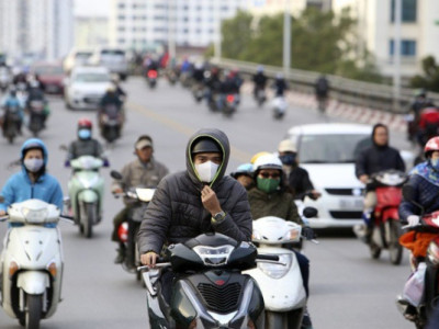 Không khí lạnh mạnh tràn về, miền Bắc có nơi rét đậm, miền Trung tiếp tục mưa lớn