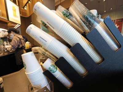 Hàn Quốc sẽ cấm sử dụng cốc nhựa dùng một lần miễn phí.