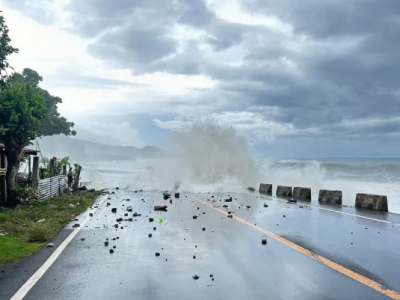 Bão Fung Wong tiến vào Biển Đông, trở thành cơn bão số 14