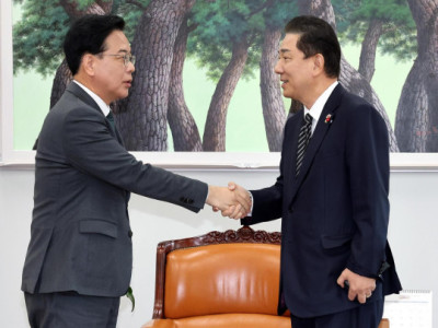 Các bên đối thủ trong các cuộc đàm phán phút chót về dự luật ngân sách năm 2026 khi thời hạn pháp lý đang đến gần