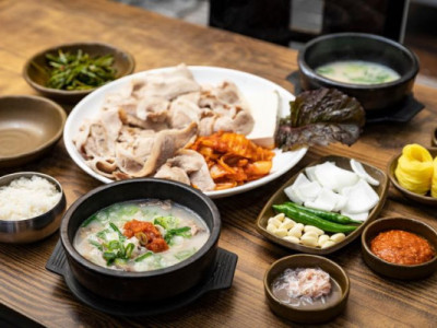 Món cơm thịt lợn đứng đầu bảng xếp hạng ẩm thực Busan được du khách Đài Loan yêu thích nhất.