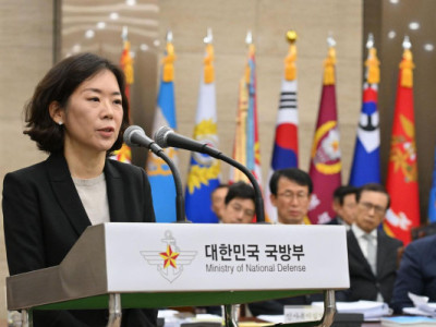 Mặc dù sự bất ổn đã giảm bớt, các tờ thông tin vẫn còn những điểm gây tranh cãi