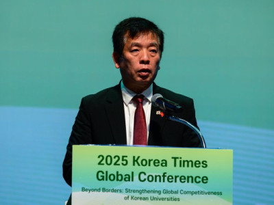 Đại sứ Việt Nam kêu gọi tạo môi trường học tập thuận lợi hơn cho sinh viên quốc tế