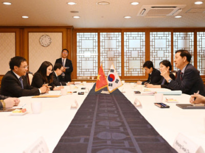 Bộ trưởng Tài chính Hàn – Việt hội đàm: “Tái khẳng định quyết tâm hợp tác kinh tế”