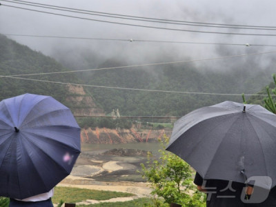 Cơn mưa quý giá tại hồ chứa Obong, Gangneung – Người dân vui mừng sau gần 2 tháng hạn hán