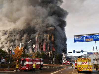 Xảy ra hỏa hoạn tại trung tâm hậu cần của E-Land Fashion ở Cheonan; không có thương vong nào được báo cáo