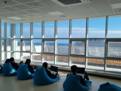 "Cười với biển sau giờ làm việc"... 'Làm việc ngoài trời' có thể phục hồi những vùng trì trệ không?