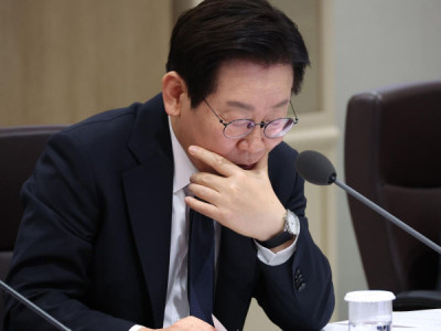 Lee chấp thuận gia hạn cuộc điều tra của cố vấn đặc biệt đối với cựu Tổng thống Yoon về đề xuất thiết quân luật