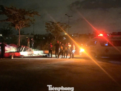 Người đàn ông bị vùi lấp trong đống đất ở công trình bệnh viện TPHCM