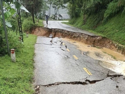 Bộ Xây dựng kích hoạt phương án khẩn, ứng phó bão số 12