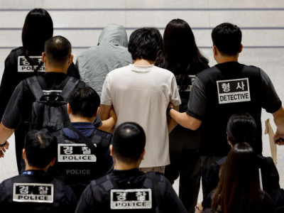 Cảnh sát xin lệnh bắt giữ 58 nghi phạm lừa đảo bị đưa từ Campuchia về