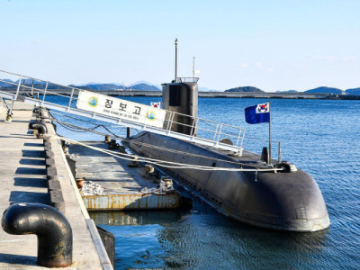 Hàn Quốc sẽ chuyển giao tàu ngầm sắp nghỉ hưu cho Ba Lan trong bối cảnh đấu thầu dự án mua sắm