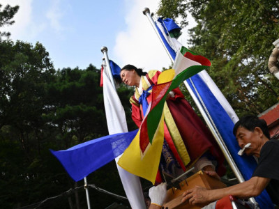 Bùng nổ tâm linh? Các chuyên gia bác bỏ tuyên bố về 800.000 pháp sư hoạt động tại Hàn Quốc