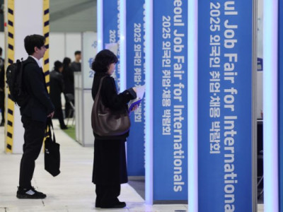 Hàn Quốc tăng thêm 225.000 việc làm vào tháng 11; số liệu cho thấy tỷ lệ việc làm của thanh niên tiếp tục giảm